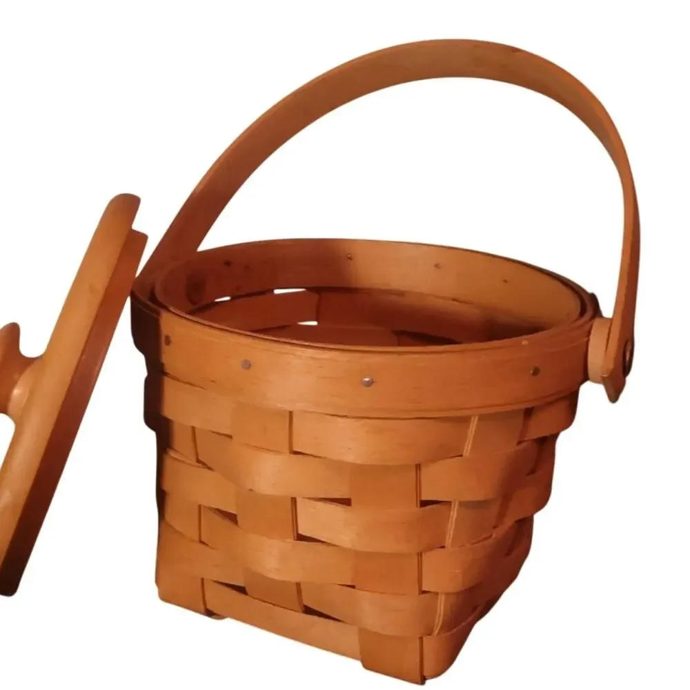 Longaberger Basket w Lid 1996 Signed Dresden OH Handwoven USA